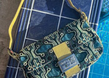 Can You Spot the Bag That Defines an Era?