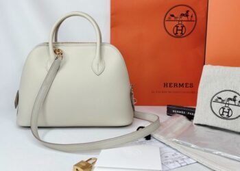 Why Is the Hermès Bolide Bag a Game-Changer in Luxury Travel Bags?