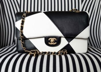 The Great Debate: Vintage Glam or Modern Chic?