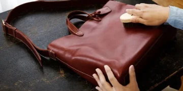 Never Store Your Bag Like This—Experts Say It’s Worse Than Throwing It Away