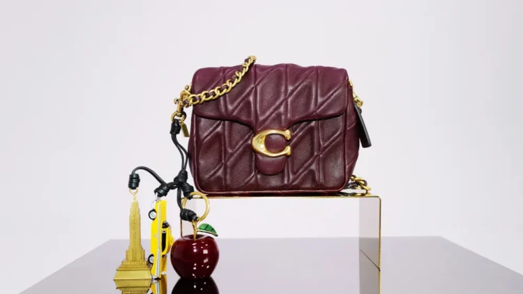 Vintage Vibes: Why 90s Handbags Are Back in Trend