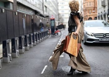 The Influence of Street Style on Luxury Handbags in 2025